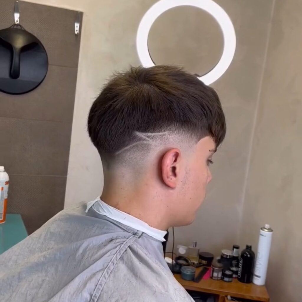 frizura: low fade